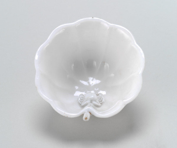 Leaf-Shaped Water Dropper - Image 3