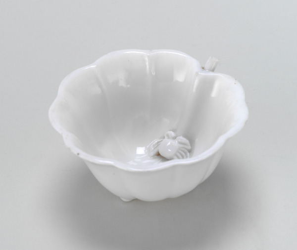 Leaf-Shaped Water Dropper - Image 2