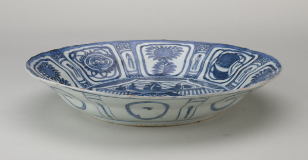 Dish Decorated with a Basket of Flowers - Image 2