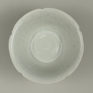 Qingbai Lobed Bowl with Flaring Side