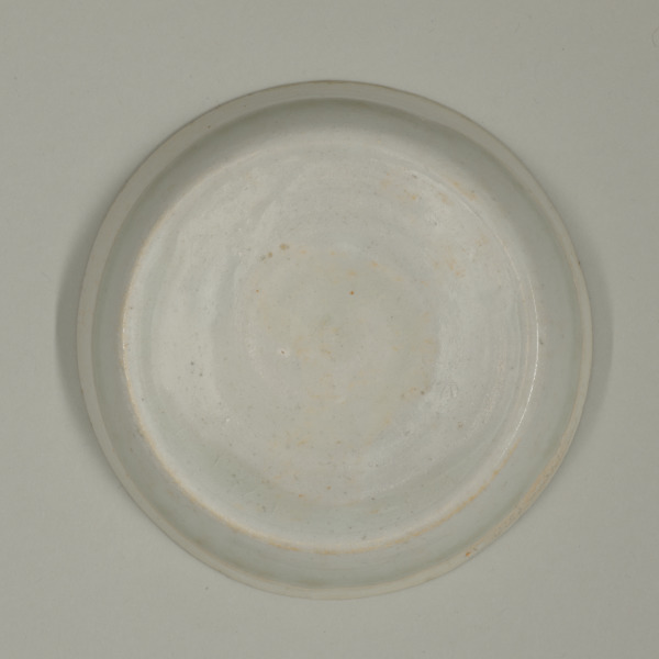 Qingbai Dish with Carved Scroll Motif - Image 3