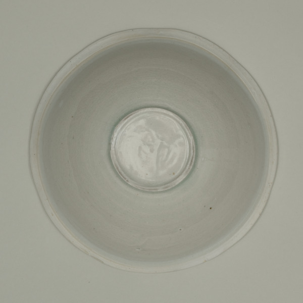 Bowl Decorated with Two Fish on Waves at Center - Image 3