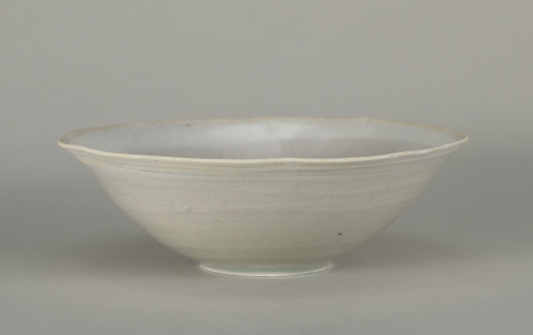 Bowl Decorated with Two Fish on Waves at Center - Image 2