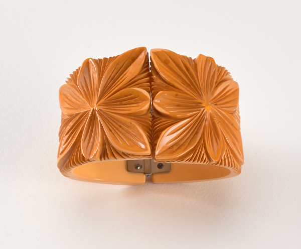 "ORANGE CARVED ORCHID" BRACELET