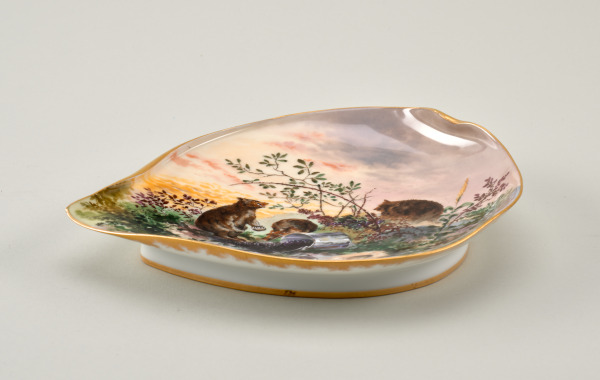 “Huckleberry” Dessert or Fruit Plate - Image 2