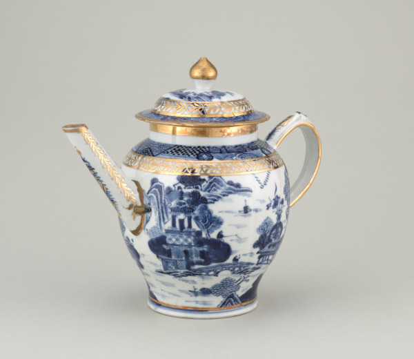 Covered Teapot - Image 2