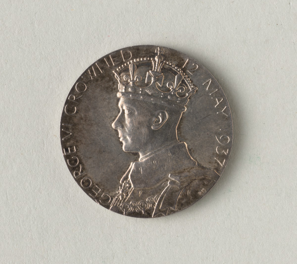 “Coronation of George VI and Queen Elizabeth II” Medal - Image 2