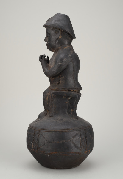 Vessel with Human Figure - Image 5