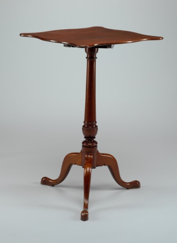 Tilt Top Stand