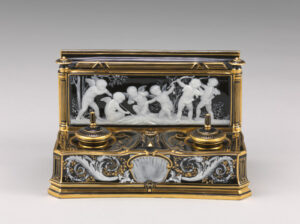 Inkstand