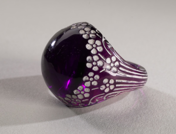 “Bouchon Cassis” Striped Perfume Flagon - Image 18