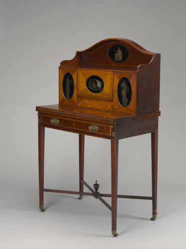 Lady’s Writing Desk - Image 39