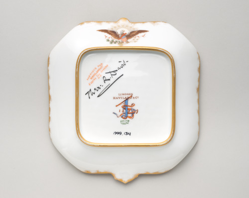 “Snow Shoe” Ice Cream Plate - Image 2