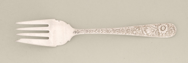 “Repousse” Salad Fork - Image 4