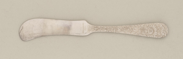 “Repousse” Butter Spreader - Image 4