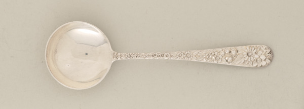 "REPOUSSE" BOULLION SPOON