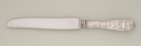 “Chrysanthemum” Dinner Knife - Image 5