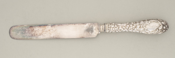 “Chrysanthemum” Dessert Knife - Image 2
