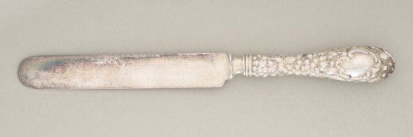 “Chrysanthemum” Dessert Knife - Image 5