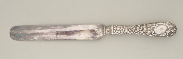 “Chrysanthemum” Dessert Knife - Image 2