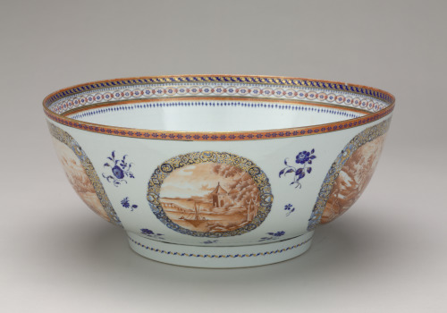 Punch Bowl - Image 14
