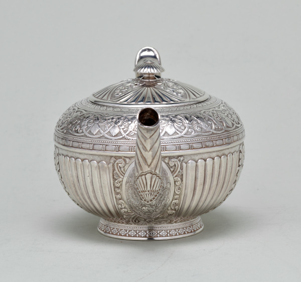 Teapot - Image 8