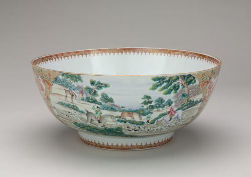 English Market Punch Bowl Decorated with Hunting Scenes - Image 2