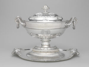 Covered Soup Tureen, Liner & Stand