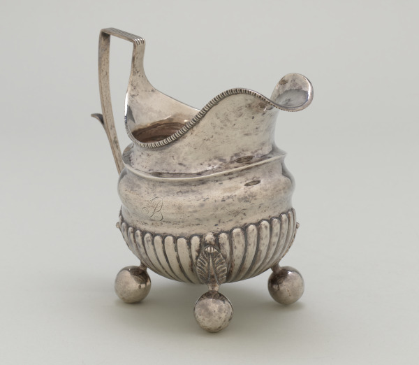 Cream Pitcher - Image 7