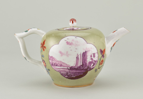 Covered Teapot - Image 21
