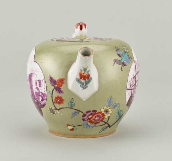 Covered Teapot - Image 20