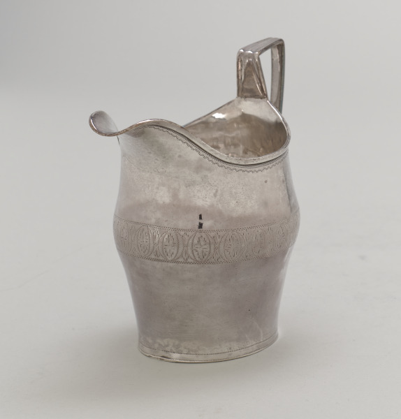 Cream Pitcher - Image 7
