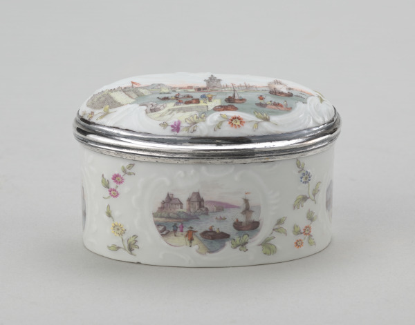 Oval Snuffbox