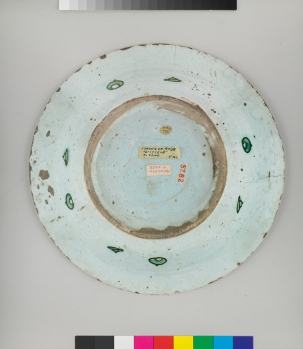 Dish Decorated with a European Sailing Ship - Image 4
