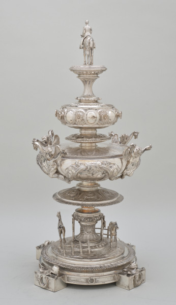 “Woodlawn Vase” Trophy - Image 2