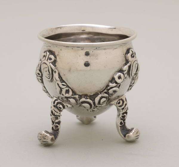 Salt Cellar - Image 4