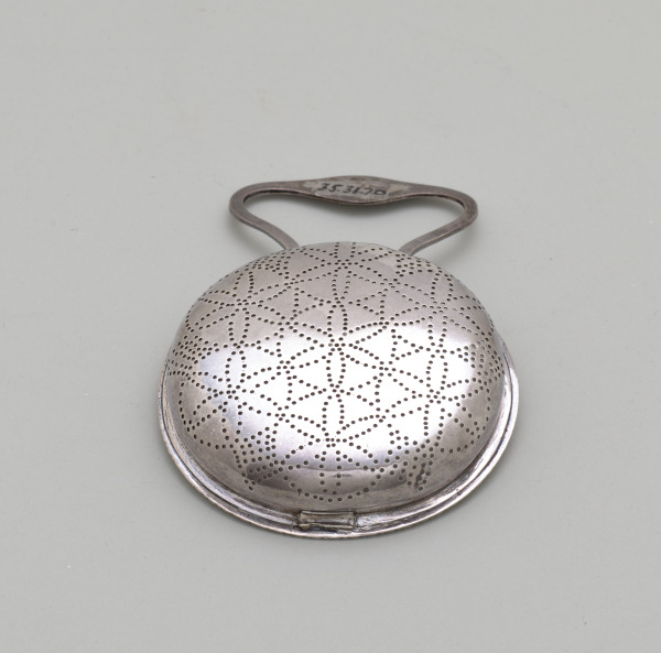 Strainer - Image 2