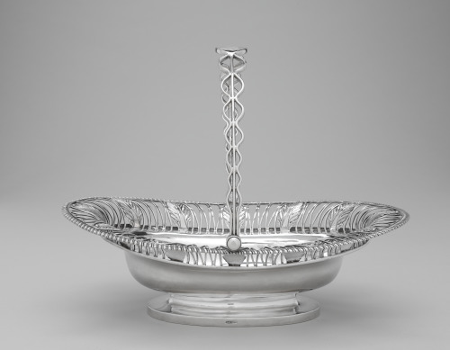 Cake Basket - Image 7