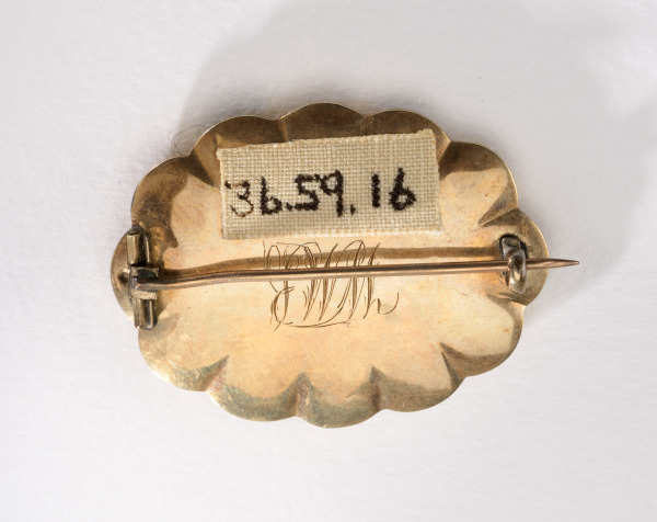 Mourning Brooch - Image 3