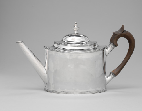 Teapot - Image 3