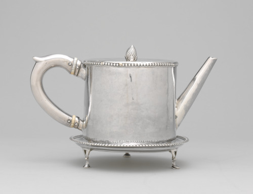 Teapot with Stand - Image 5