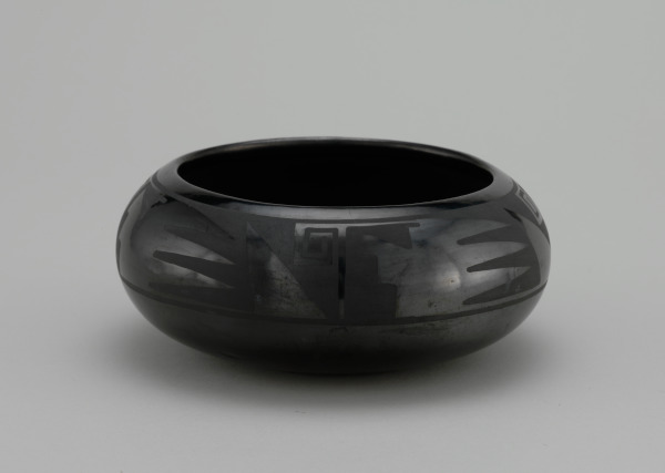 Blackware bowl - Image 6