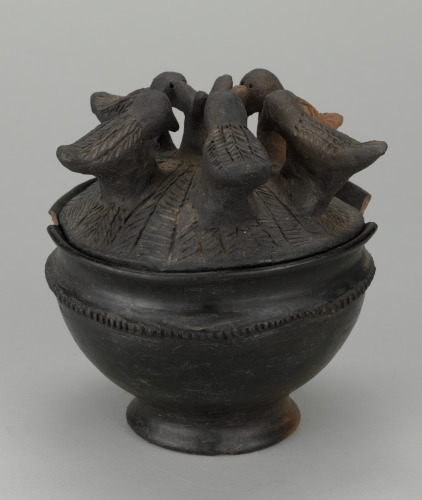 Lidded Vessel with Birds - Image 4