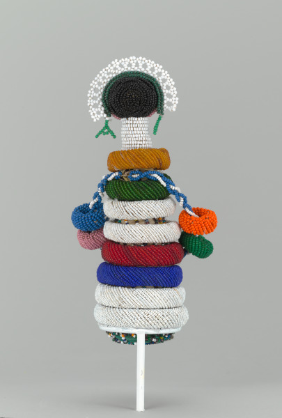 Female Figure (Umndwana) - Image 8