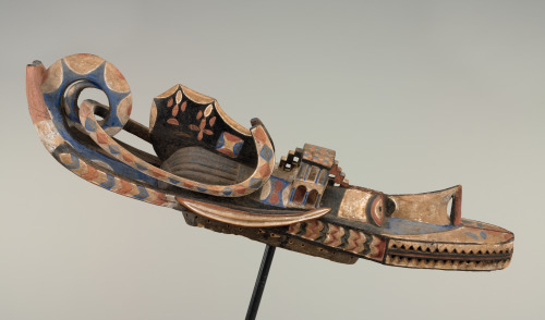 Headdress (Banda or Kumbaduba) - Image 13