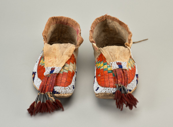 Pair of Moccasins - Image 6