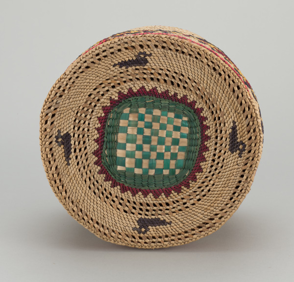 LIDDED BASKET WITH STEP DESIGNS - Image 5