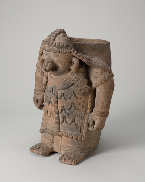 Effigy vessel of standing dignitary - Image 4
