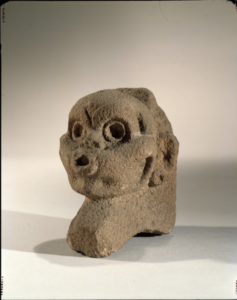 Hacha in the shape of an anthropomorphic head - Image 2