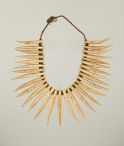 Necklace (Wasekaseka)